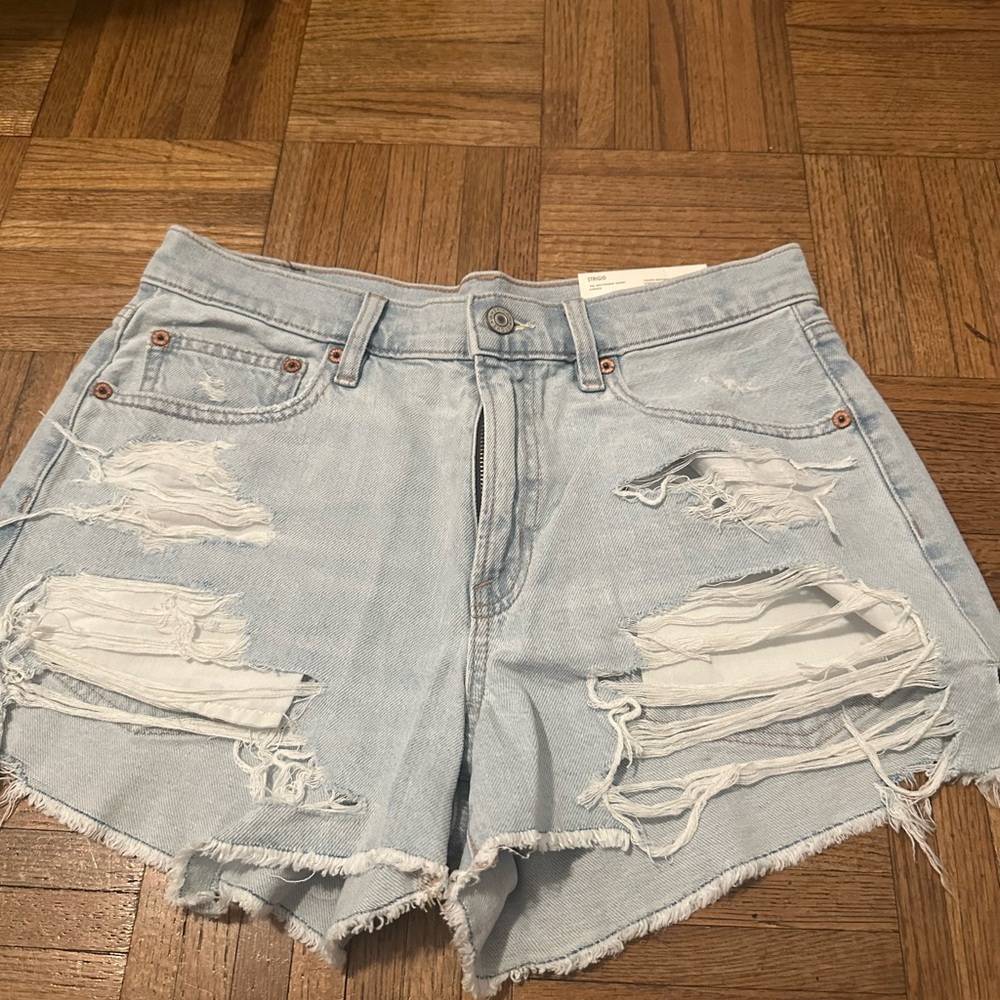 American Eagle Shorts sz6 NWT